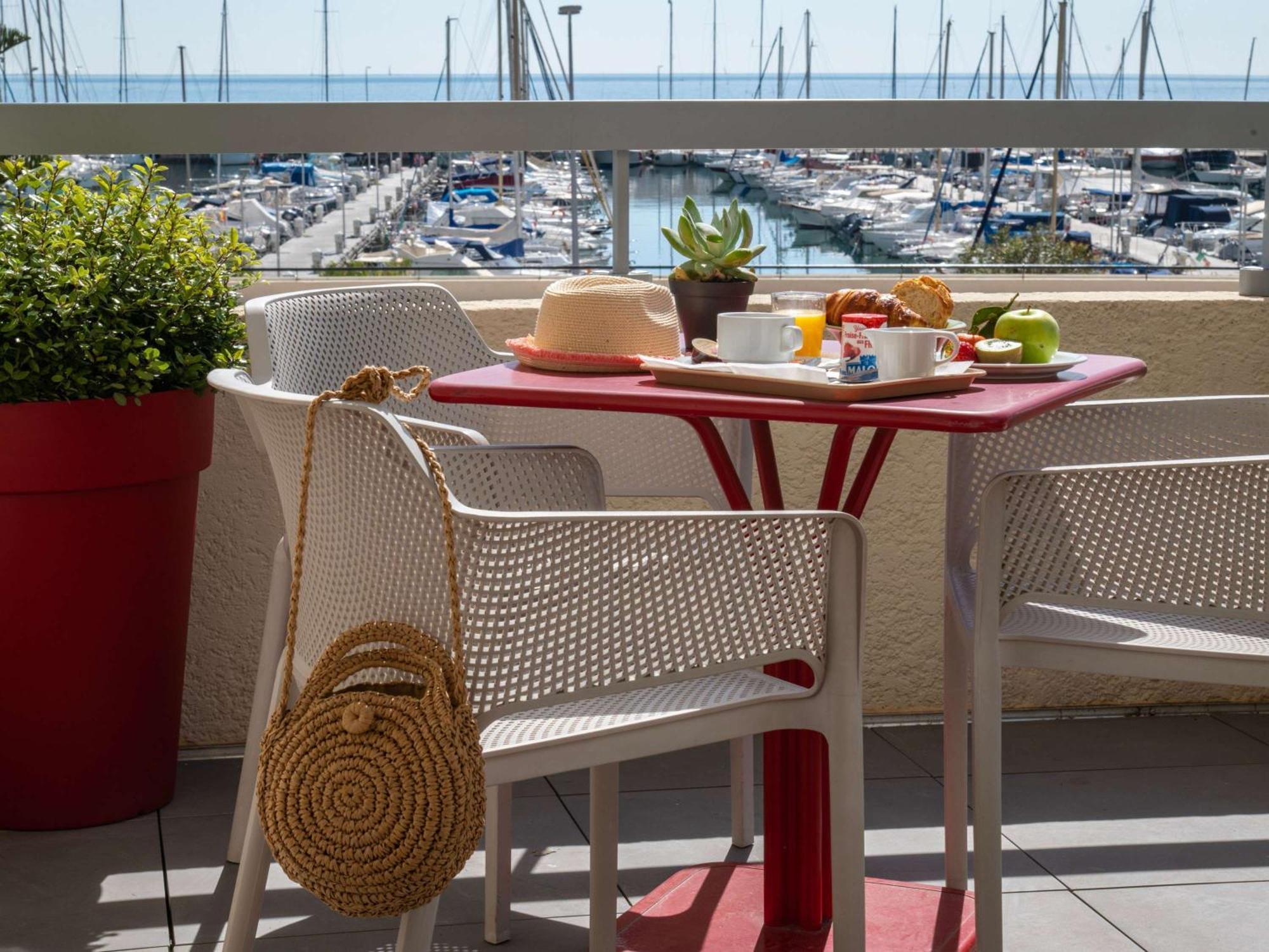 Ibis Budget Bord De Otel Menton